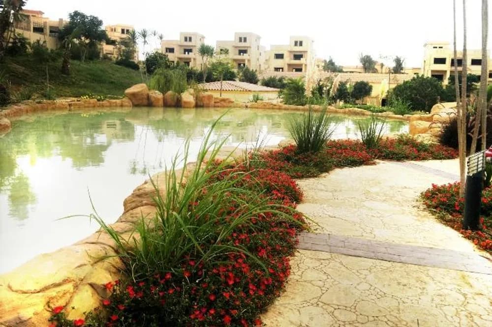 Fifth Square Al Marasem 1